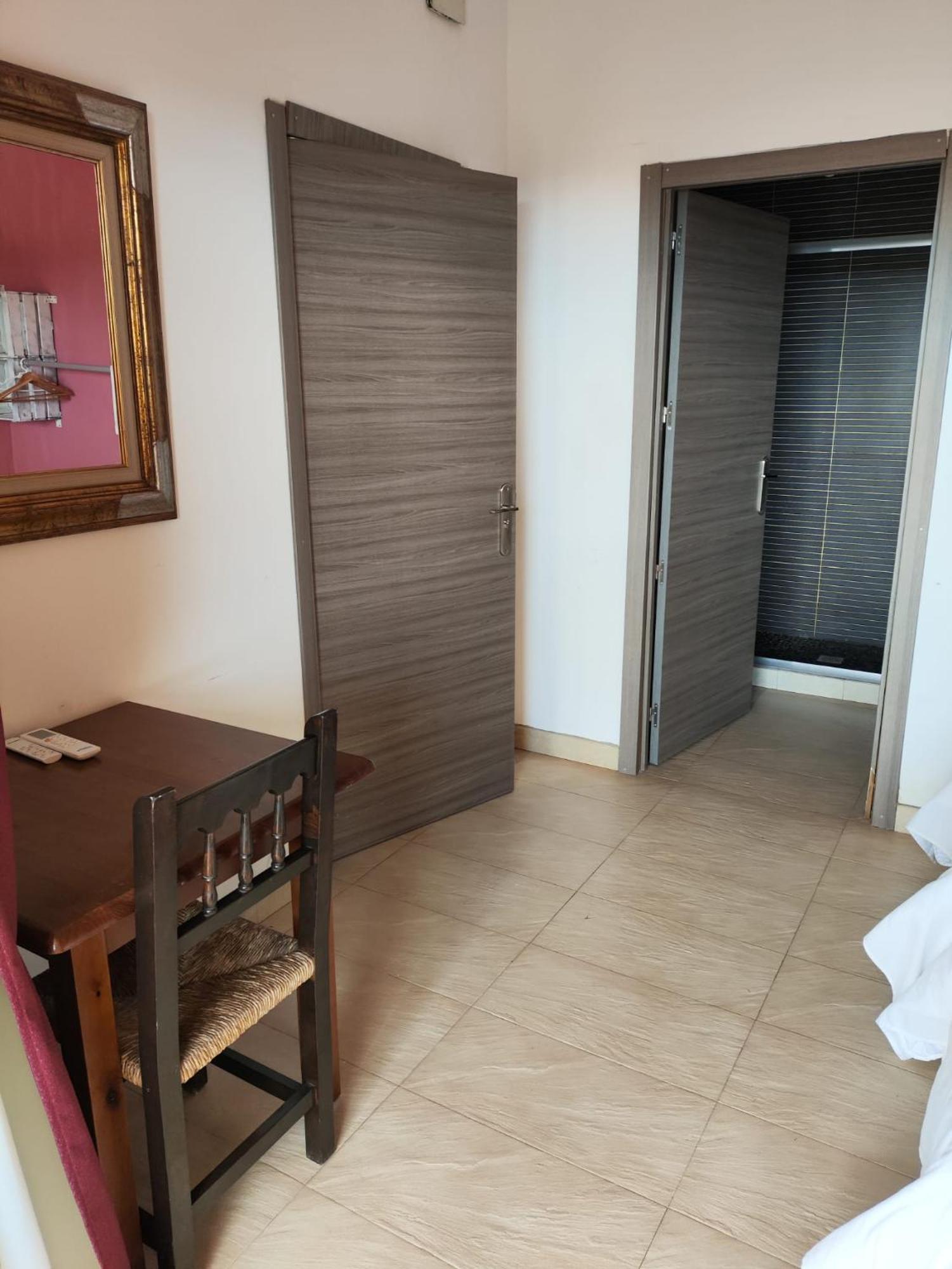 L'Olivera Casa Rural Кастейбисбал Екстериор снимка